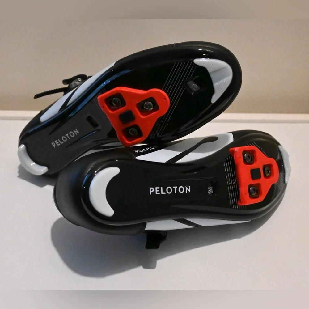Peloton Cycling Shoes EU 47 (Men’s ~12–12.5) Black/Red Clip-In Road Bike Shoes - Picture 3 of 4